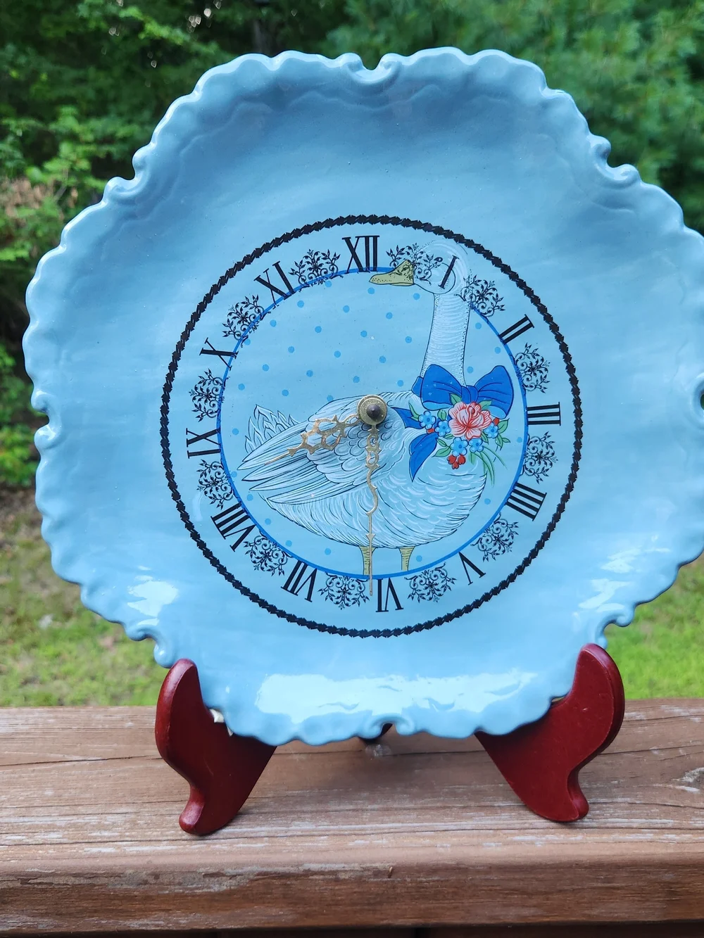 Ceramic Blue Goose Plate Wall Clock With Scalloped Edges And Roman Numerals